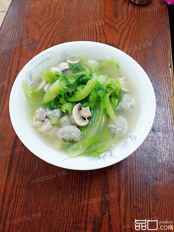口蘑生菜鱼丸汤