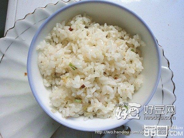 小葱炒米饭