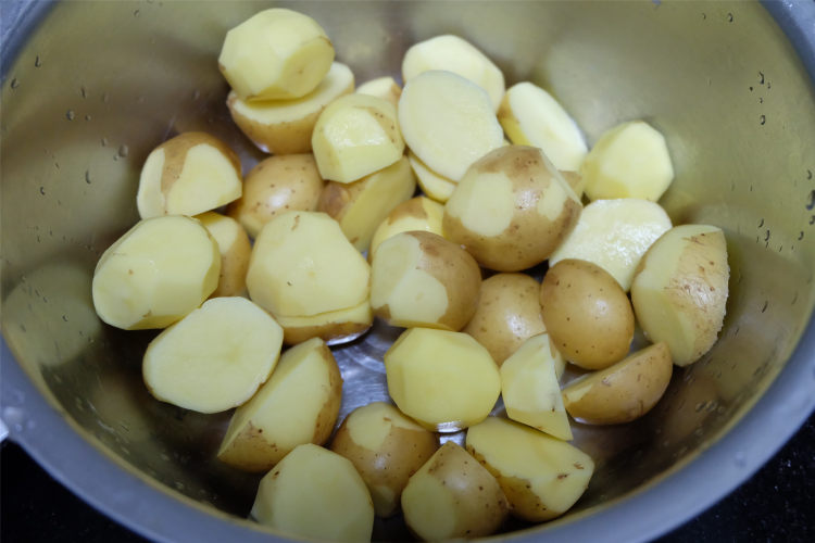 酱烧小土豆步骤2