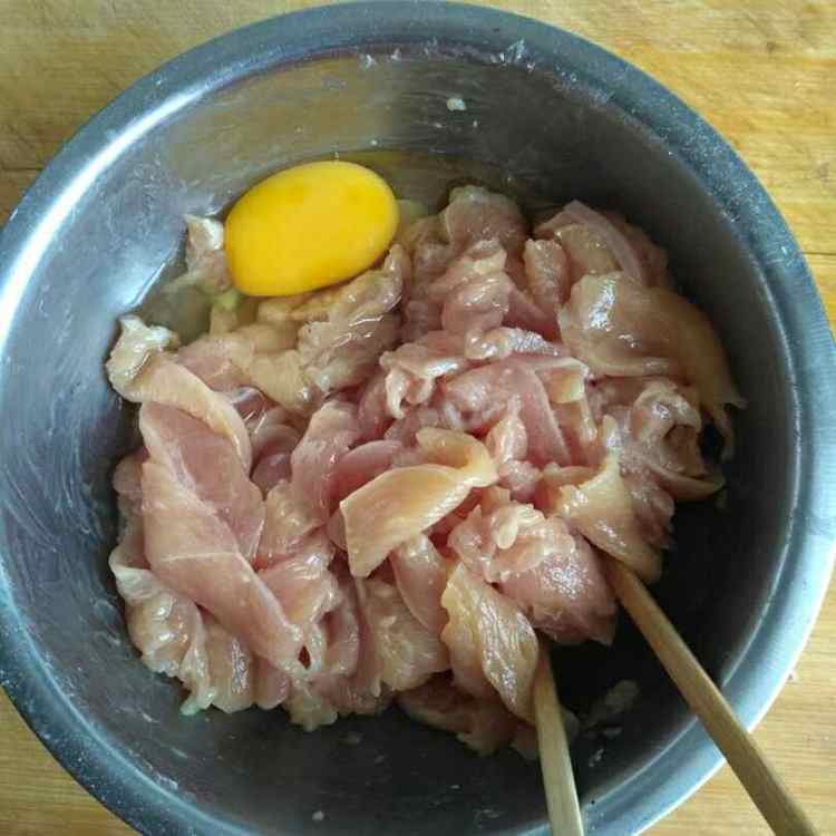 芦笋炒鸡肉步骤3