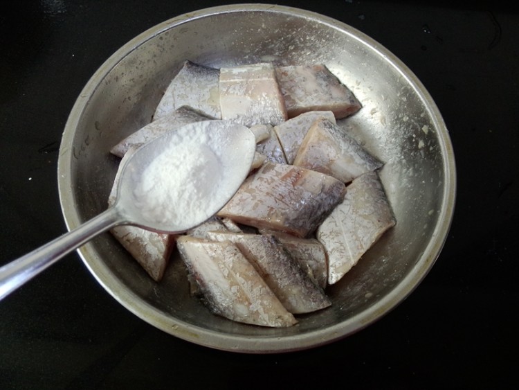 椒盐带鱼步骤4