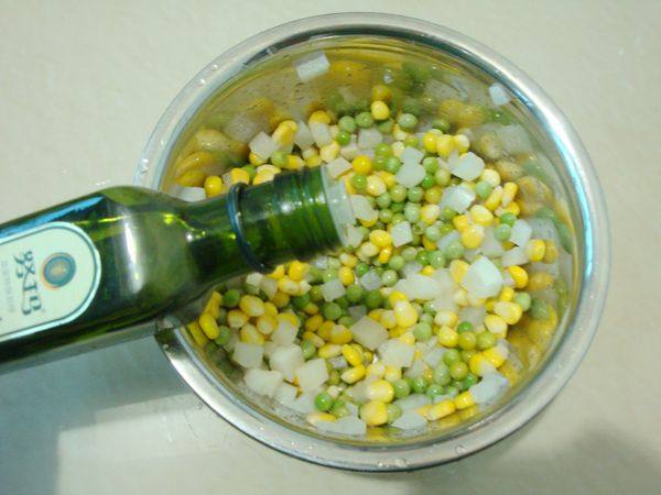 玉米沙拉步骤10
