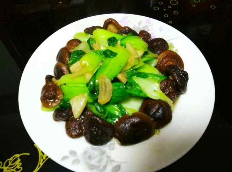 香菇炒上海青步骤8