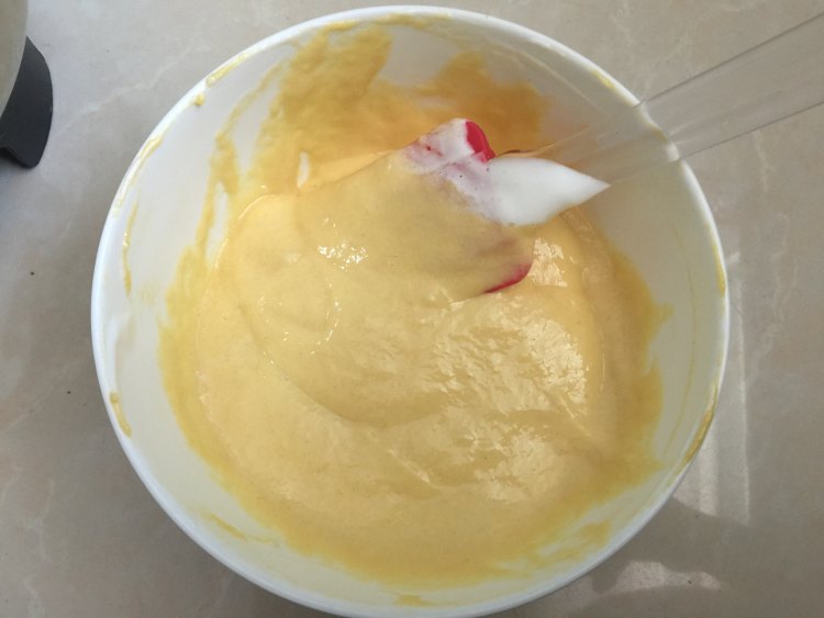 奶黄果味千层奶油蛋糕步骤5