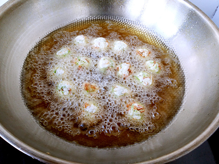 萝卜丝虾米丸子步骤10