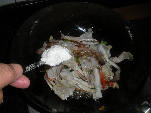 螃蟹炒年糕步骤8
