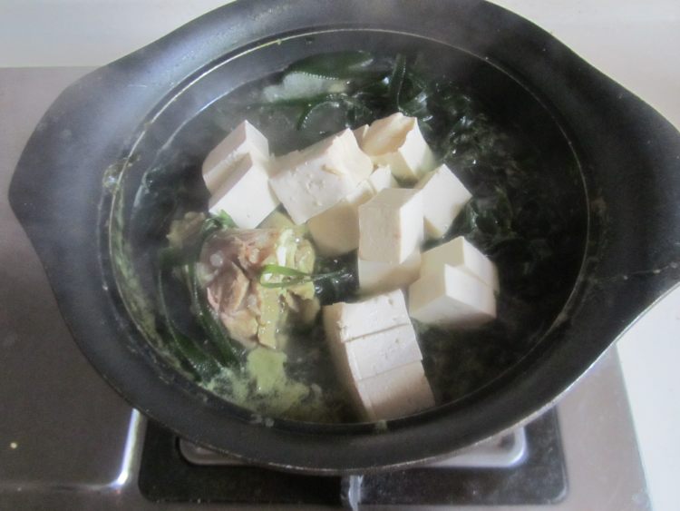 海带豆腐汤步骤7