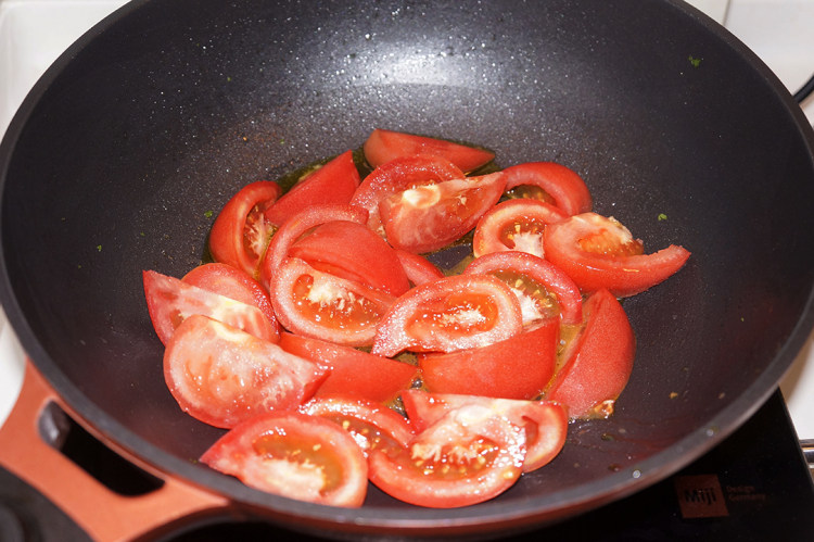 丝瓜番茄土豆营养汤步骤4