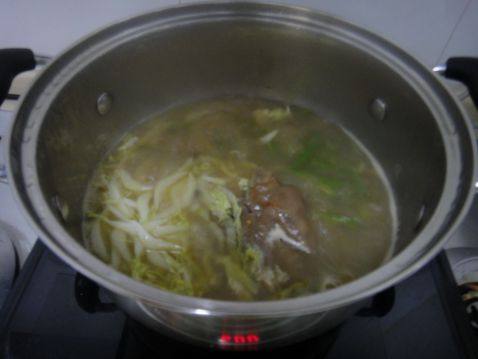 猪手泡菜汤饭步骤3