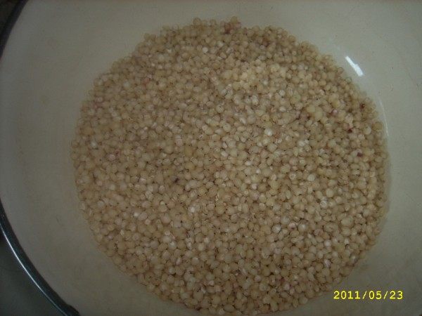 高粱米红豆饭步骤2