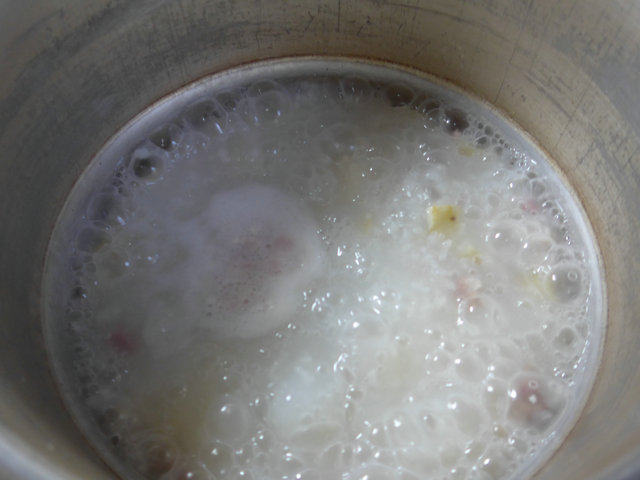 咸肉香芋大米粥步骤7