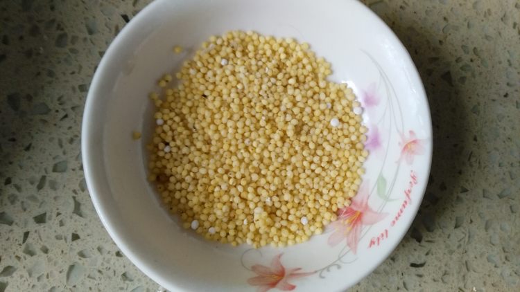 糙米小米粥步骤3