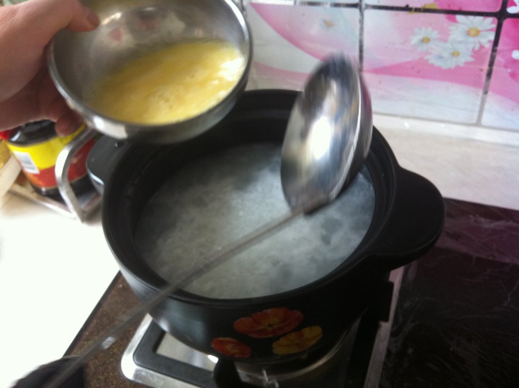 玉米羹鸡蛋汤步骤4