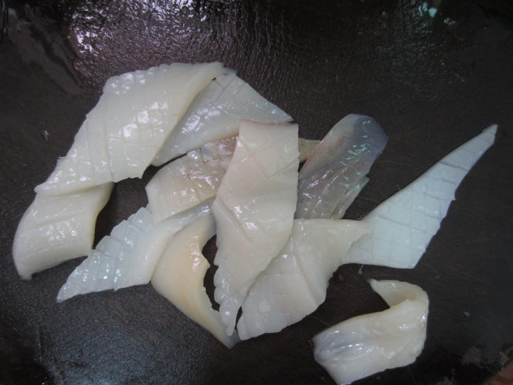 芹菜海鲜砂锅粥步骤6