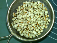 莲子薏米粥步骤2