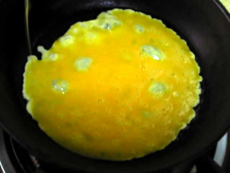 韭菜鸡蛋玉米饼步骤5