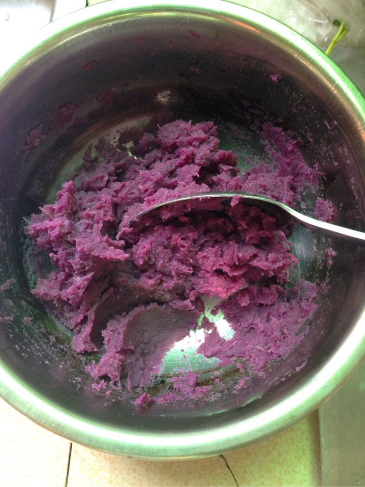奶香紫薯鸡蛋饼步骤3