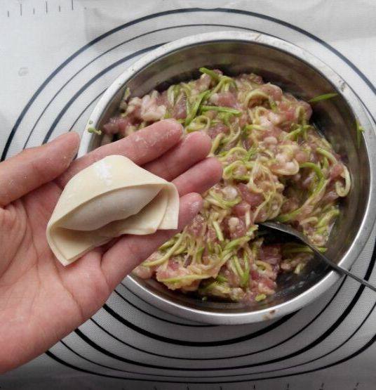 西葫芦鲜肉水饺步骤6
