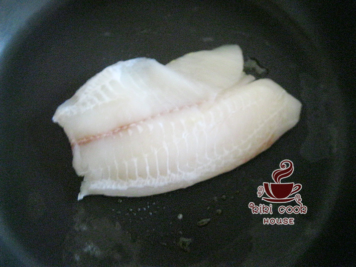 鲷鱼生菜沙拉步骤3