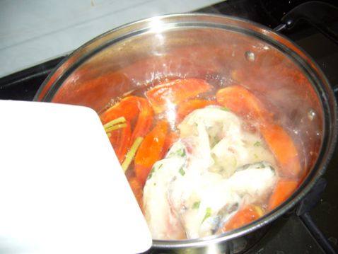 番茄鱼肉火锅步骤5