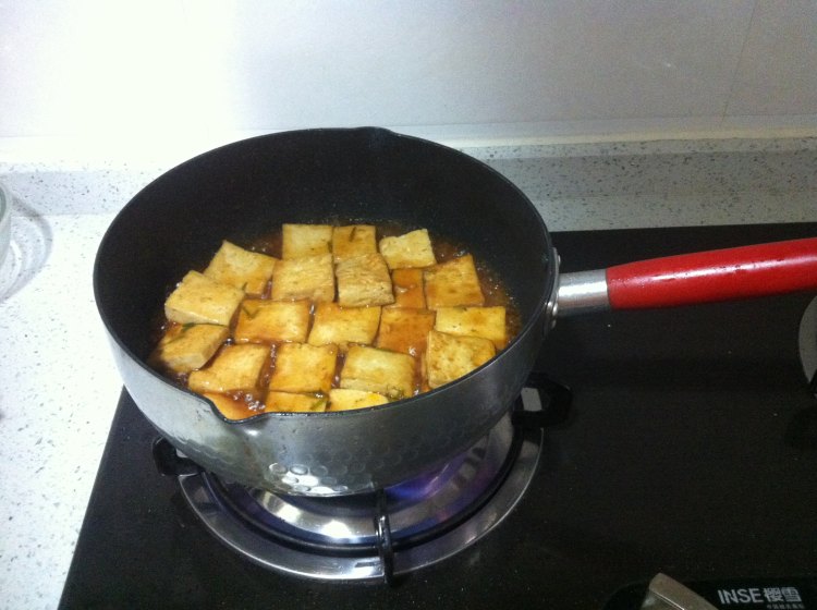 蚝油煎豆腐步骤4