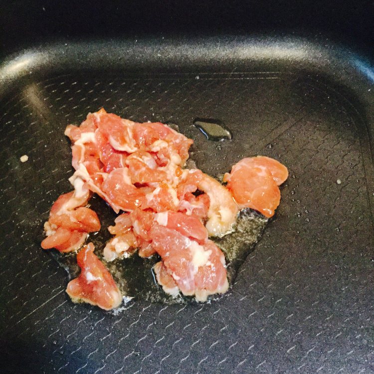 猪肉焖柚皮步骤8