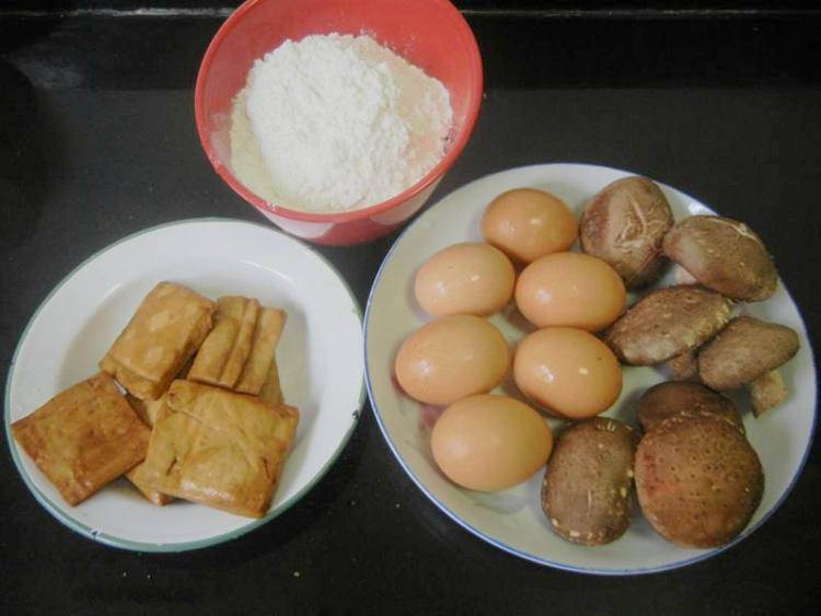 婆婆丁鸡蛋水饺步骤1