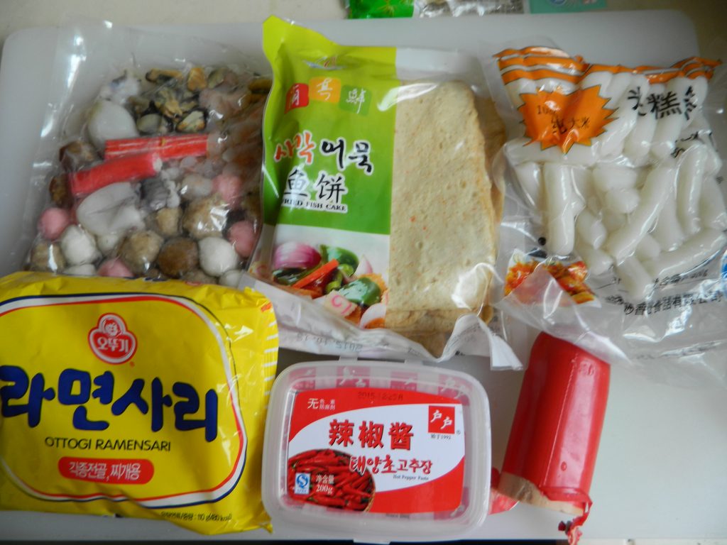 韩国年糕火锅步骤1
