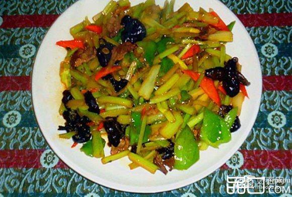 青椒炒芹菜