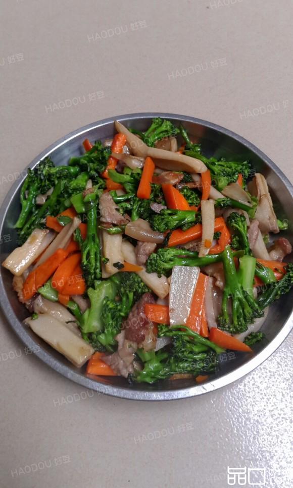 什锦蔬菜炒肉