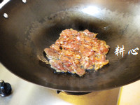 肉片炒花椰菜步骤7
