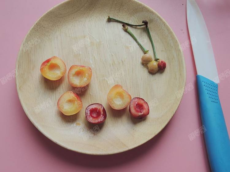 #盛夏餐桌# 水果拼盘步骤3