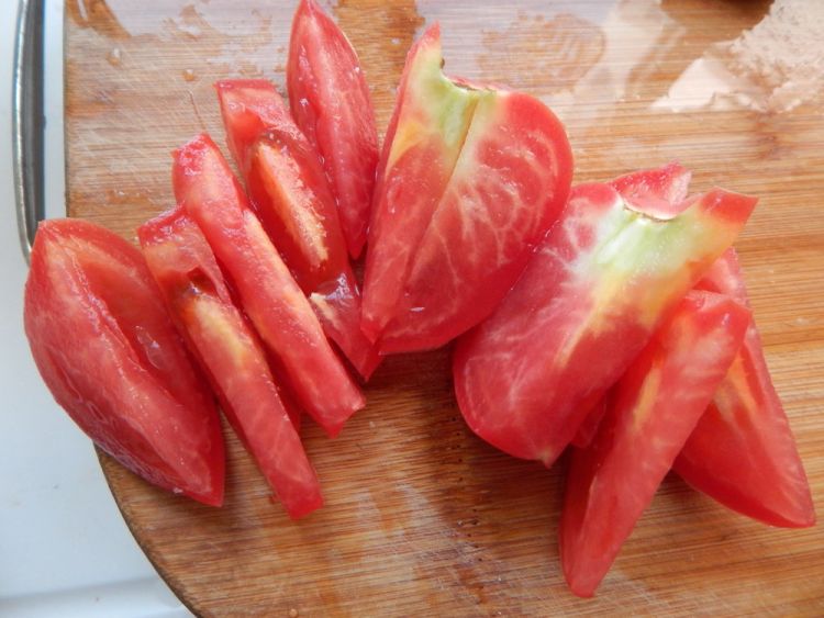 西红柿肉丝煮年糕步骤3
