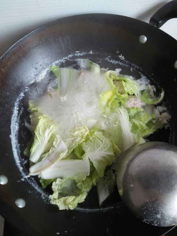 香菇肉丸小白菜汤步骤8