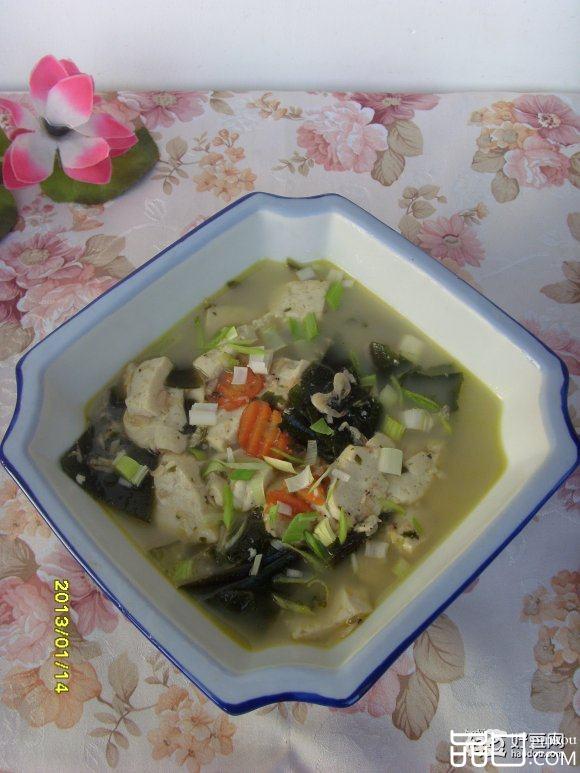 海带豆腐虾皮汤