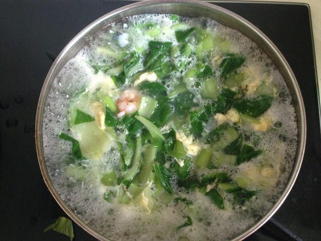 虾仁蔬菜汤步骤6