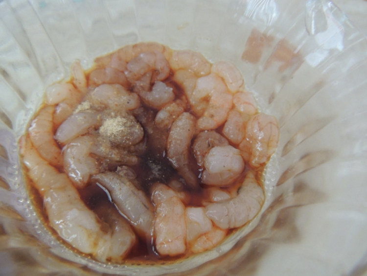 青豆虾仁汤步骤2