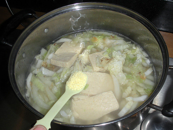 白菜冻豆腐汤步骤11