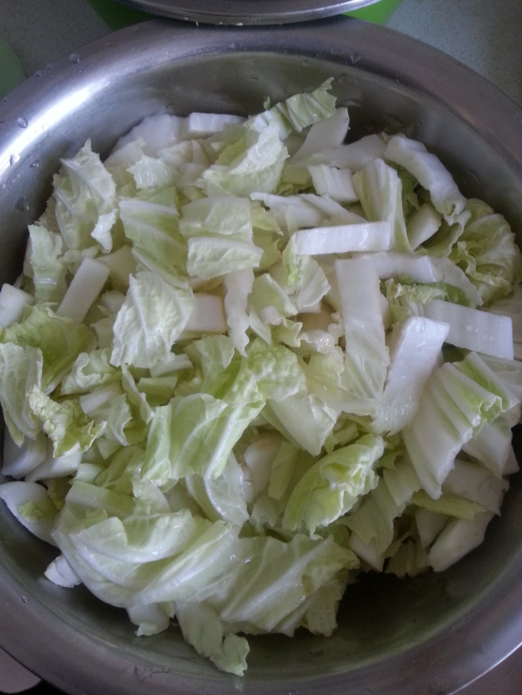白菜炖鸡块步骤3