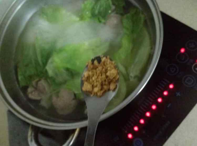 牛肉丸生菜汤步骤7