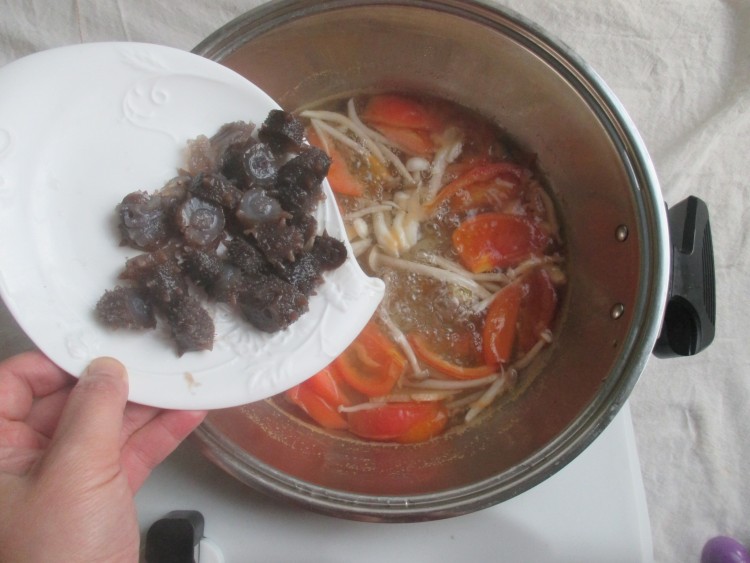 海参菌菇蛋花汤步骤8