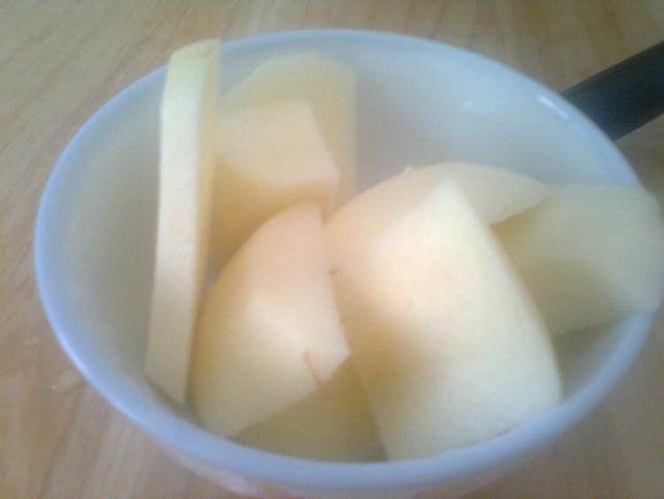 玉米苹果猪骨汤步骤2