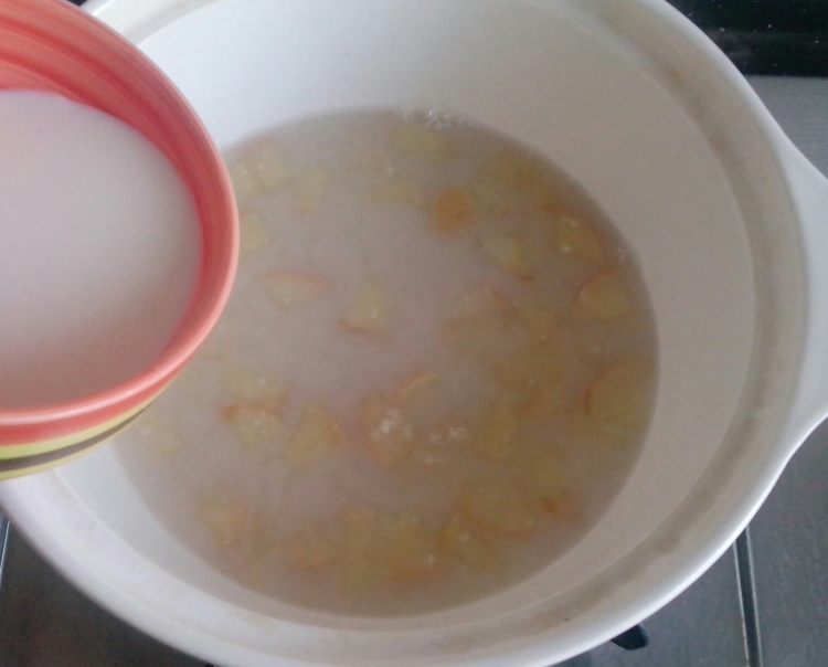 苹果牛奶燕麦粥步骤6