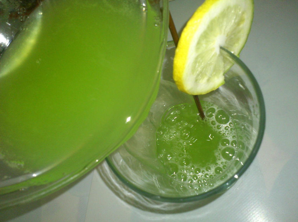 柠檬青瓜薄荷汁步骤6