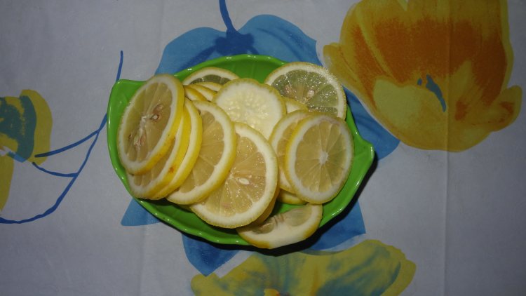 腌制柠檬蜂蜜茶步骤2
