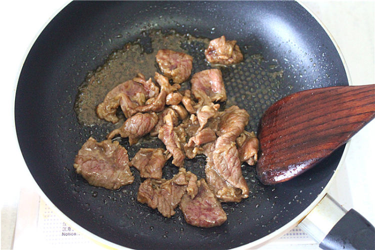 泡椒牛肉清凉米线——步骤4