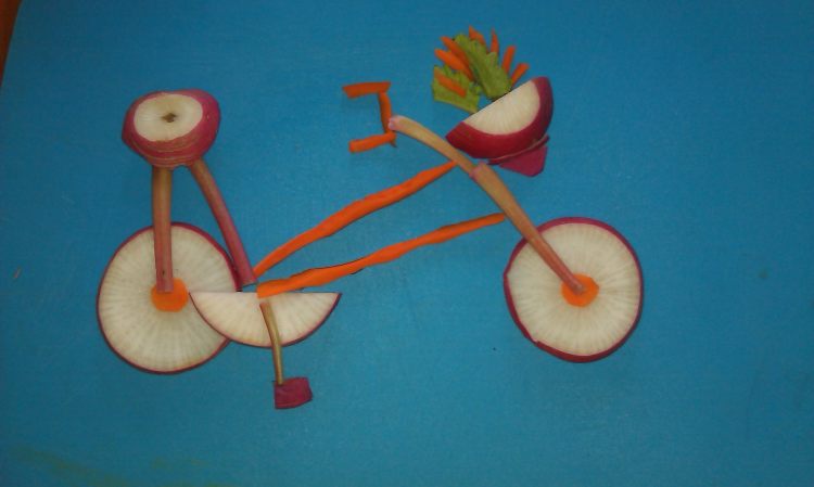 单车水果拼盘步骤9