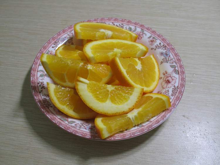 炖冰糖橙子步骤2