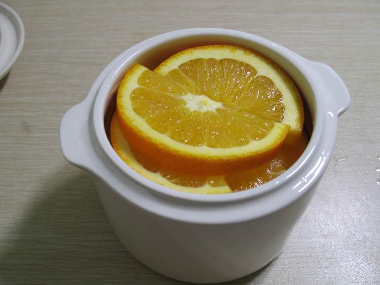 炖冰糖橙子步骤3