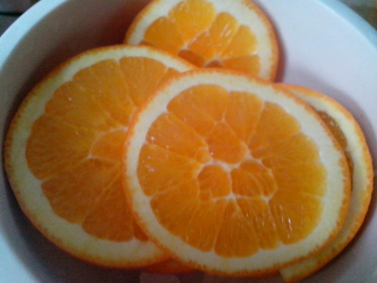 冰糖蒸橙子步骤3